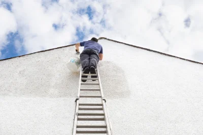 Peinture extérieure aux Trois-Pierres — façades et ravalement